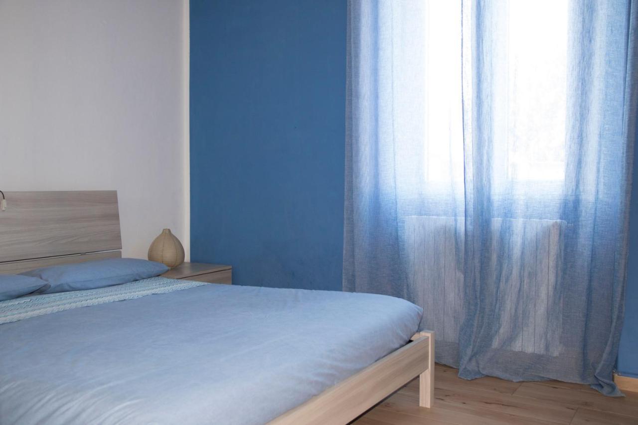 Ferienwohnung Domus Vicina Al Centro Storico Pavia Exterior foto